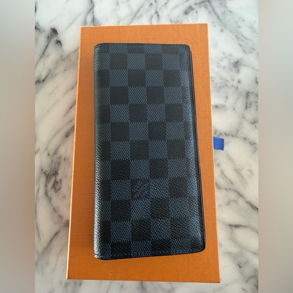 Louis Vuitton Brazza Graphite Damier Long Wallet